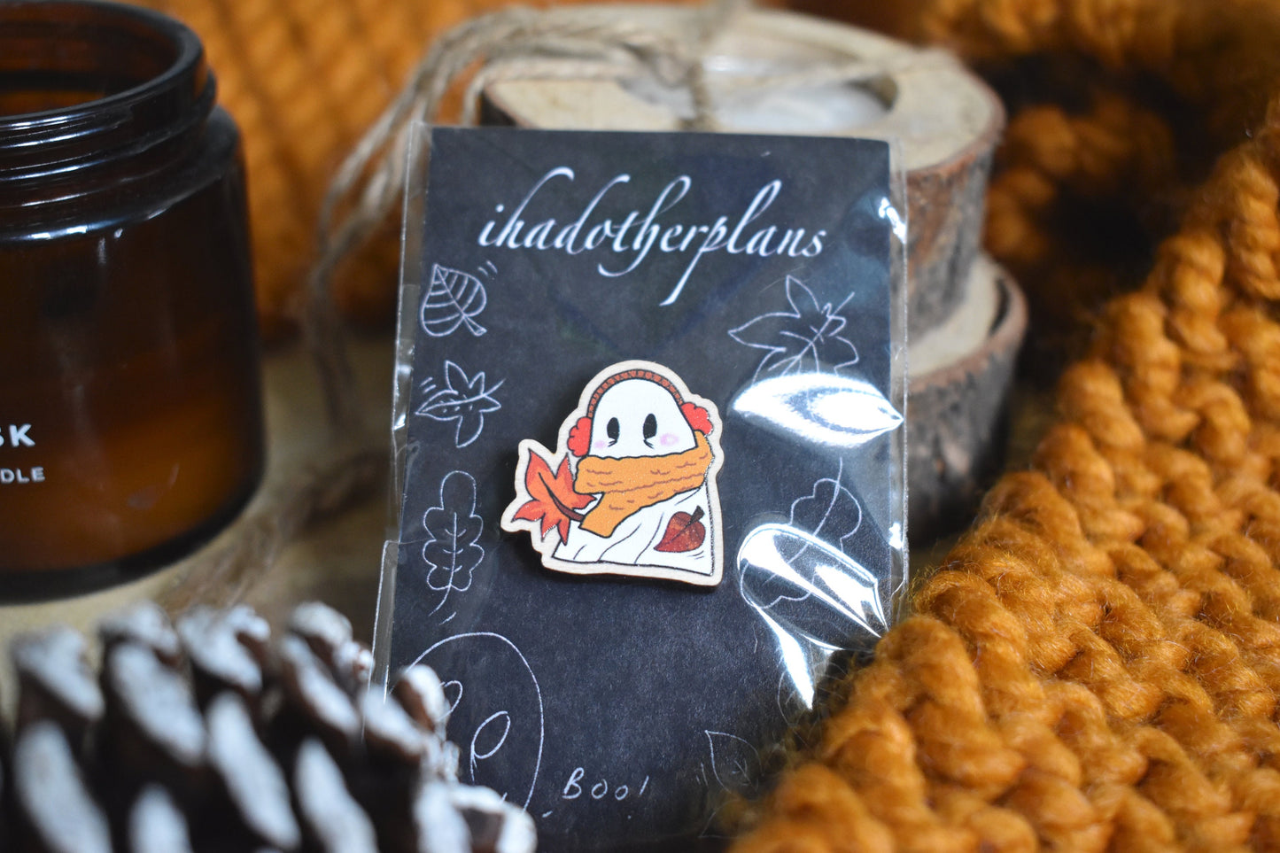 Autumn Ghost Wooden Pin - ihadotherplans