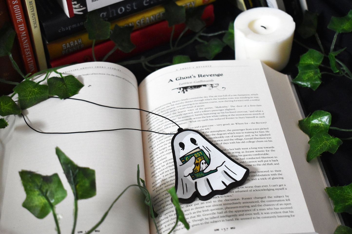 Wooden Sheet Ghost & Book Hanging Decoration/Shelf Guardian - ihadotherplans
